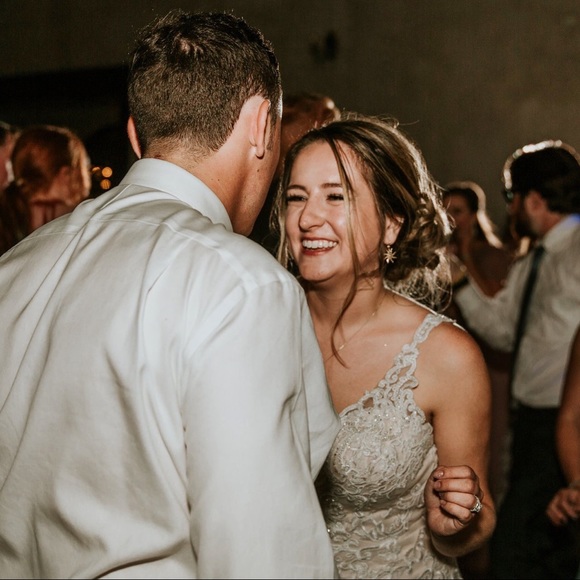 Meet your Posher, Hailey - Picture 2 of 2